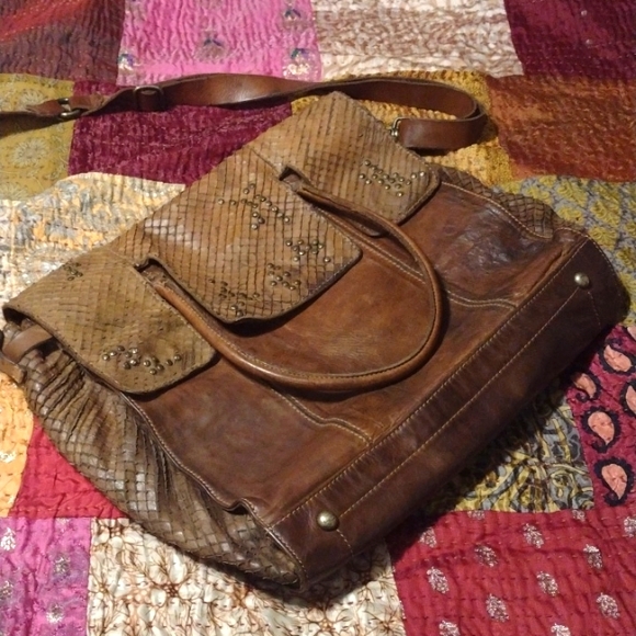 Campomaggi Handbags - RARE Giant Campomaggi Italian leather studded messenger bag with leather scales